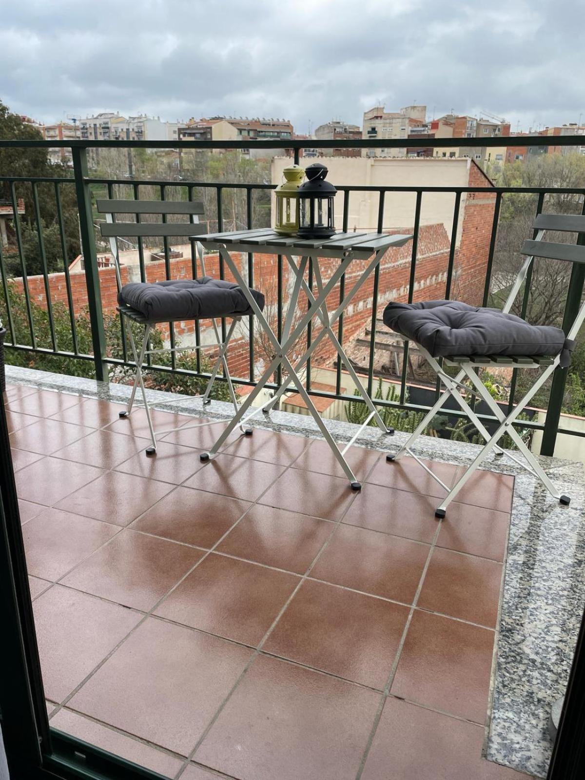Acogedor Apartamento Vallparadis Con Parking 特拉萨 外观 照片